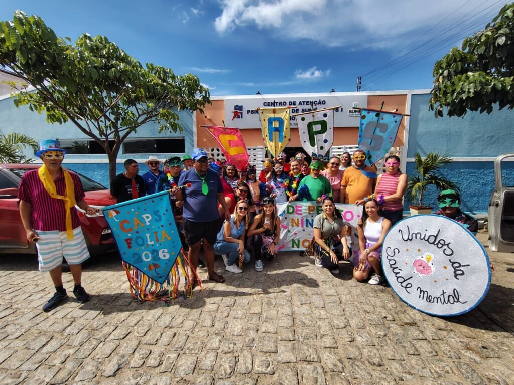🎭 Gerente comercial Rafael Santos participa do Carnaval do CAPS em Sumé 🎶